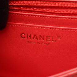 Pre Owned Chanel Mini Matelasse Shoulder Bag Leather Red