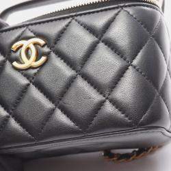 Pre Owned Chanel Matelasse Shoulder Bag Lambskin Leather Black
