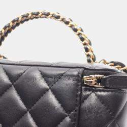 Pre Owned Chanel Matelasse Shoulder Bag Lambskin Leather Black