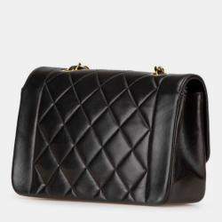 Pre Owned Chanel Matelasse Diana 22 Crossbody Chain Shoulder Bag Black Lambskin