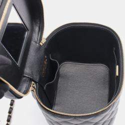 Pre Owned Chanel Matelasse Shoulder Bag In Grained Calfskin Leather Black
