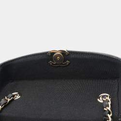 Pre Owned Chanel Matelasse Small Box Shoulder Bag In Lambskin Leather Black