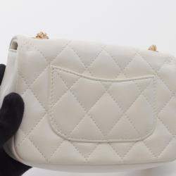 Pre Owned Chanel Mini Matelasse Shoulder Bag Lambskin Leather White