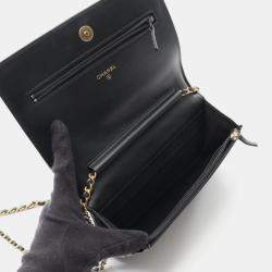 Pre Owned Chanel Boy Chanel Shoulder Bag In Grained Calfskin Leather Black