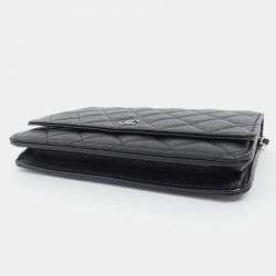 Pre Owned Chanel Timeless Classic Line Chain Wallet