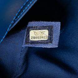 Pre Owned Chanel Boy 20 V Stitch Chain Shoulder Bag Blue Lambskin