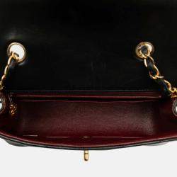 Pre Owned Chanel Black Small Lambskin Diana Flap