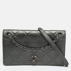 Pre Owned Chanel Grey Embossed Leather Medium Propeller Flap Bag