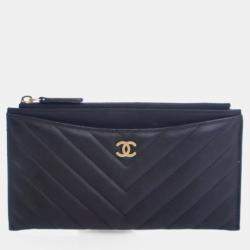 Pre Owned Chanel Lambskin Chevron Quilted Zip Pouch