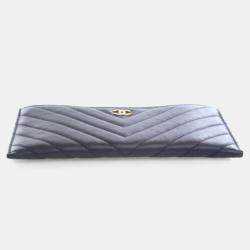 Pre Owned Chanel Lambskin Chevron Quilted Zip Pouch