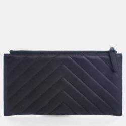 Pre Owned Chanel Lambskin Chevron Quilted Zip Pouch