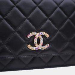 Pre Owned Chanel Lambskin Crystal CC Wallet On Chain