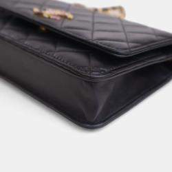 Pre Owned Chanel Lambskin Crystal CC Wallet On Chain