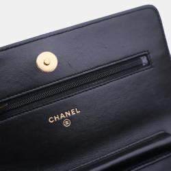 Pre Owned Chanel Lambskin Crystal CC Wallet On Chain