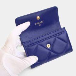 Pre Owned Chanel Lambskin 19 Flap Card Holder