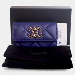 Pre Owned Chanel Lambskin 19 Flap Card Holder