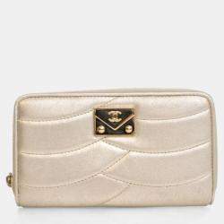 Pre Owned Chanel Lambskin CC Zip Wallet