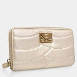 Pre Owned Chanel Lambskin CC Zip Wallet