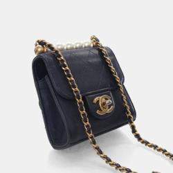 Pre Owned Chanel Mini Goatskin Chic Pearls Flap Clutch