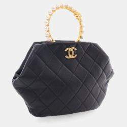 Pre Owned Chanel Black Lambskin Pearl Crown Clutch