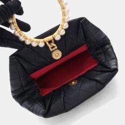Pre Owned Chanel Black Lambskin Pearl Crown Clutch