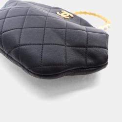 Pre Owned Chanel Black Lambskin Pearl Crown Clutch
