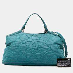 Pre Owned Chanel Blue Small Iridescent Calfskin Sea Hit Tote