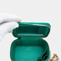 Pre Owned Chanel Green Mini Quilted Caviar CC Sweetheart Vanity Case with Chain