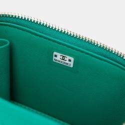 Pre Owned Chanel Green Mini Quilted Caviar CC Sweetheart Vanity Case with Chain