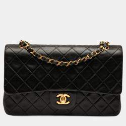 Pre Owned Chanel Black Medium Classic Lambskin Double Flap
