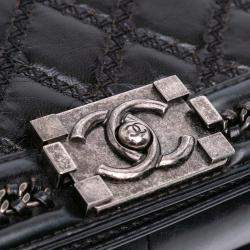 Pre Owned Chanel Black Medium Quilted Calfskin Whipstitch Chain Around Boy Top Handle Flap