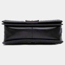 Pre Owned Chanel Black Medium Quilted Calfskin Whipstitch Chain Around Boy Top Handle Flap
