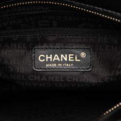 Pre Owned Chanel Black Chocolate Bar Lambskin Shoulder Bag