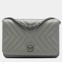 Pre Owned Chanel Grey Diagonal Chevron Calfskin Tassel Wallet On Chain
