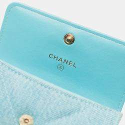 Pre Owned Chanel Blue Quilted Denim 19 Card Holder with Chain