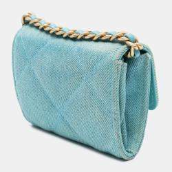 Pre Owned Chanel Blue Quilted Denim 19 Card Holder with Chain