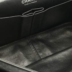 Pre Owned Chanel Black Quilted Aged Leather Classic 227 Reissue 2.55 Flap Bag