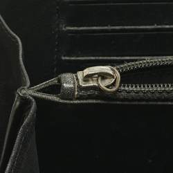 Pre Owned Chanel Black Patent Leather CC Zip Around Wallet