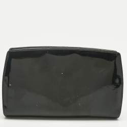 Pre Owned Chanel Black Patent Leather CC Zip Around Wallet