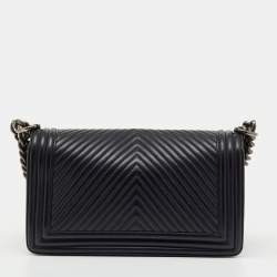 Pre Owned Chanel Black Chevron Leather Medium Boy Flap Bag