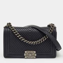 Pre Owned Chanel Black Chevron Leather Medium Boy Flap Bag