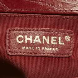 Pre Owned Chanel Red Quilted Leather Medium Chain Around Boy Flap Bag