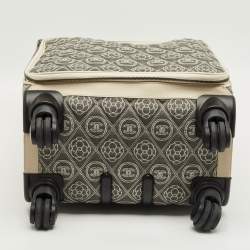 Pre Owned Chanel Grey/Off White Quilted Canvas Camellia Cabin Luggage