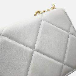 Pre Owned Chanel Chanel19 Chain Wallet Gray Lambskin