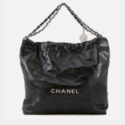Pre Owned Chanel Chanel22 Handbag Black Shiny Calf Leather Size Small