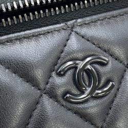Pre Owned Chanel Matelasse 2Way Vanity Case Black Lambskin