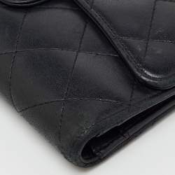 Pre Owned Chanel Black Patent Leather CC Card Case