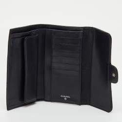 Pre Owned Chanel Black Patent Leather CC Card Case