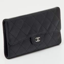 Pre Owned Chanel Black Patent Leather CC Card Case