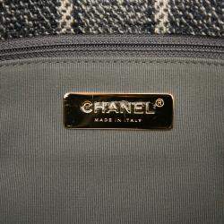 Pre Owned Chanel Grey Maxi Quilted Wool 19 Flap